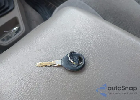 2003 Dodge Dakota Sport/Sxt from USA, damaged, VIN 1D7HL38X63S226121